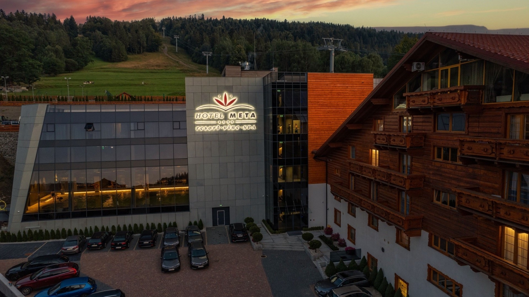 16992554334781_hotelhotelzewnatrz (1)