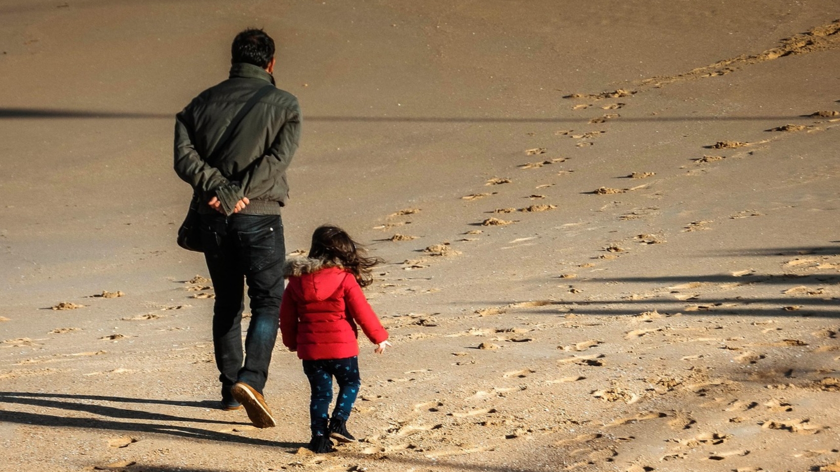 rodzinny zimowy spacer